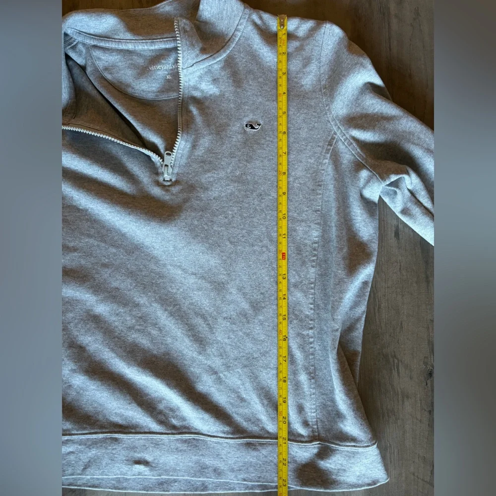 Vineyard Vines Half-Zip - Picture 8 of 9